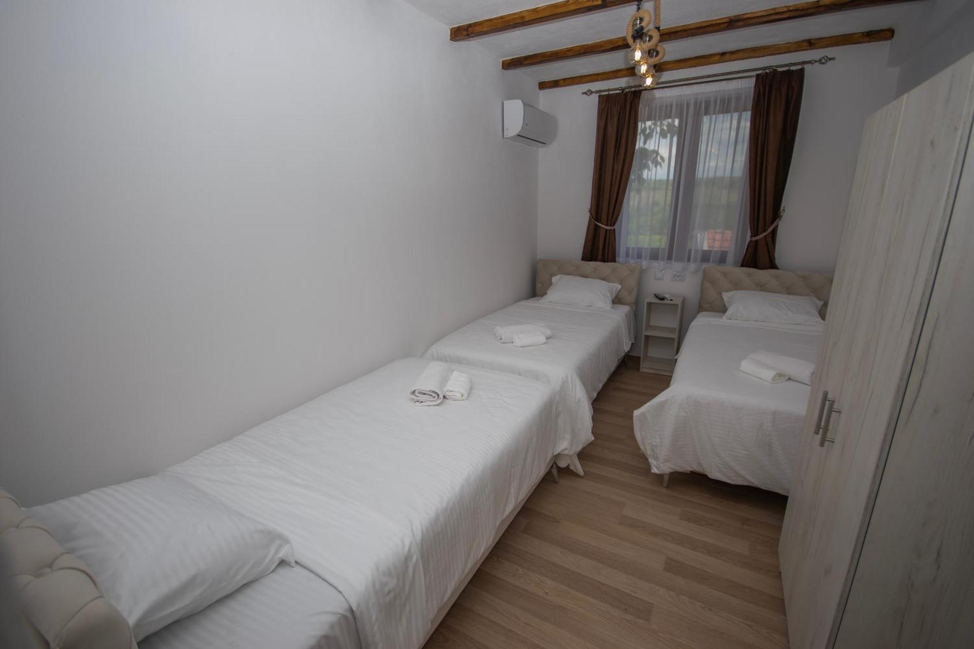 Arаbeska Family Winery & Apartments คาวาตราซิ ภายนอก รูปภาพ