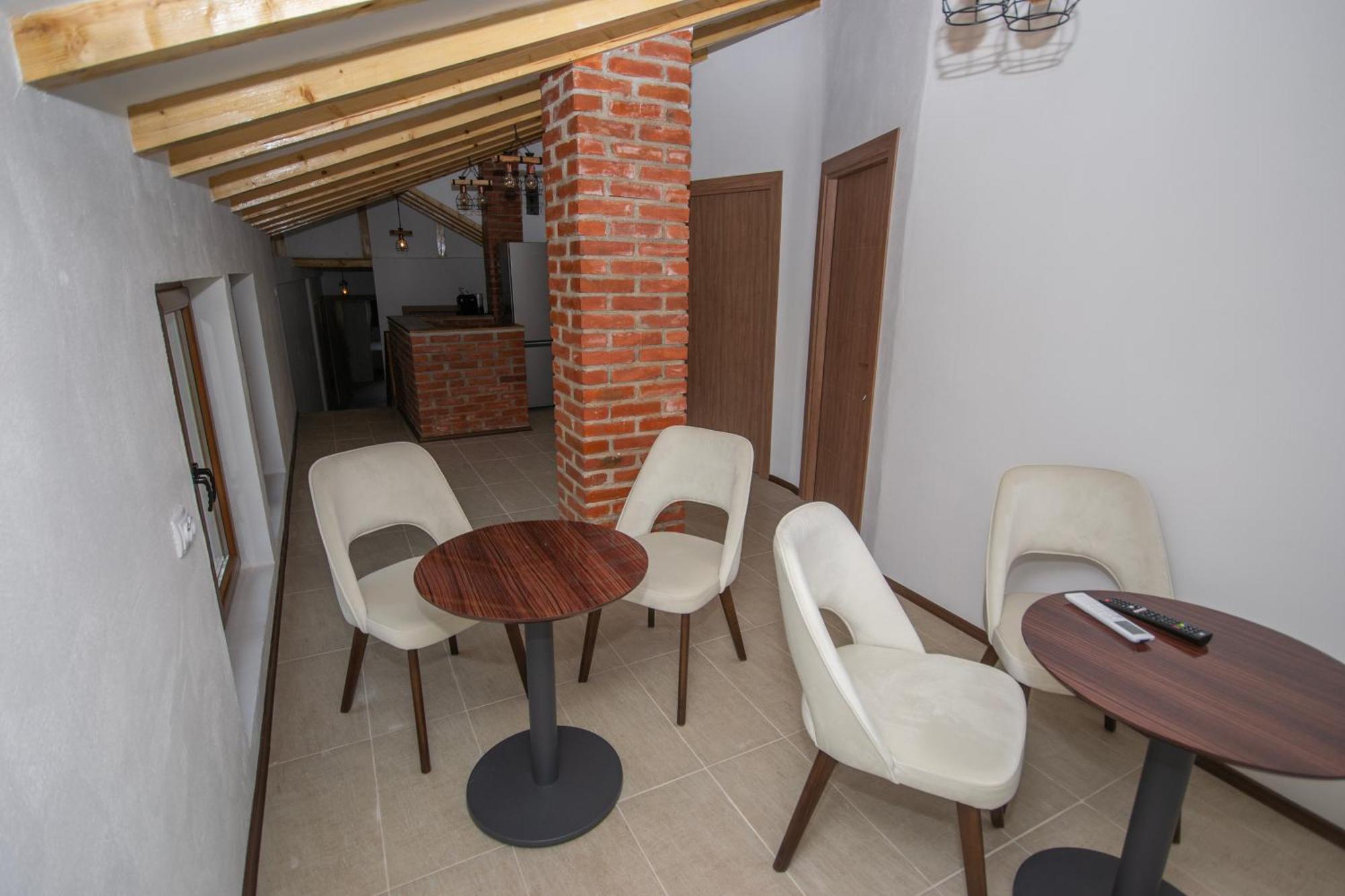 Arаbeska Family Winery & Apartments คาวาตราซิ ภายนอก รูปภาพ